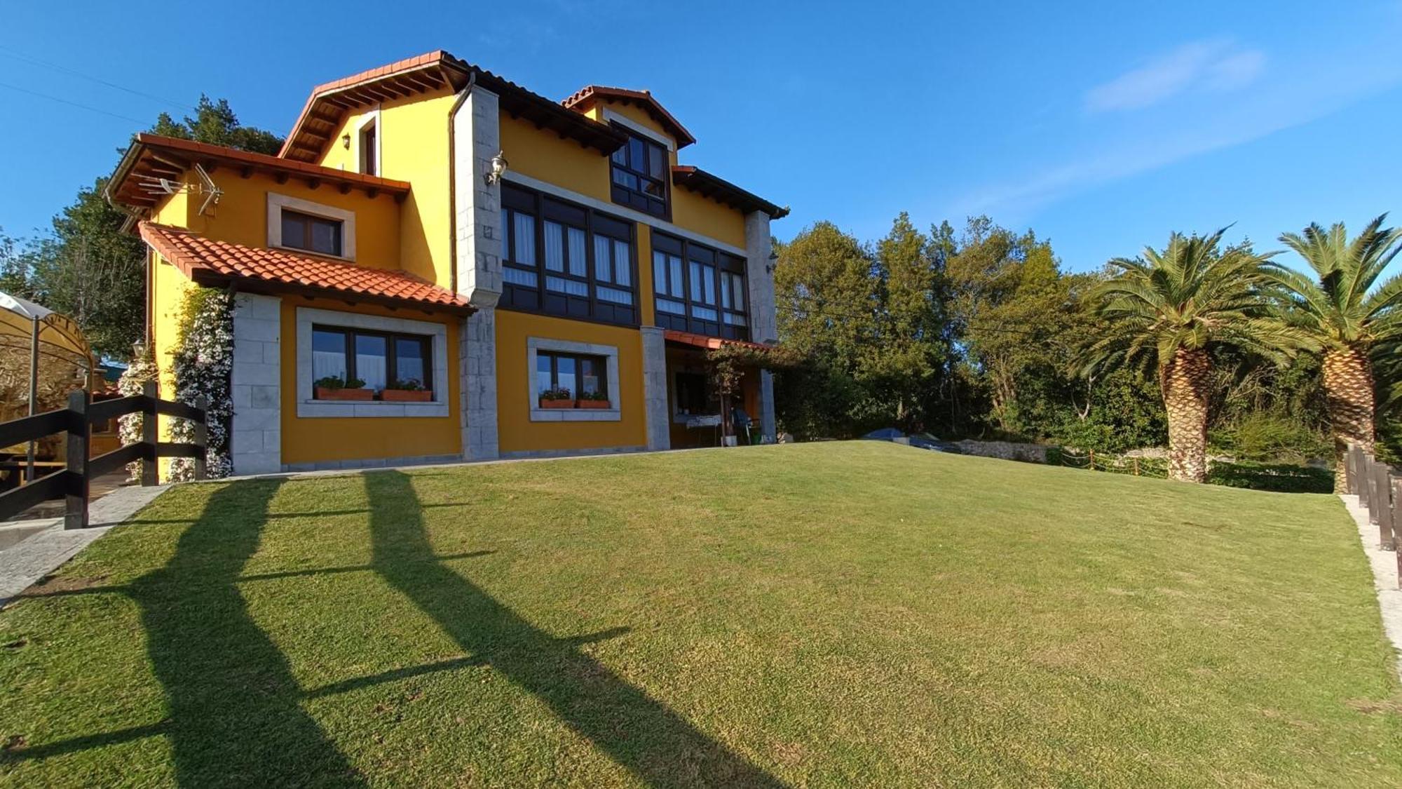 El Corral Del Acebo Guest House Nueva De Llanes Exterior photo